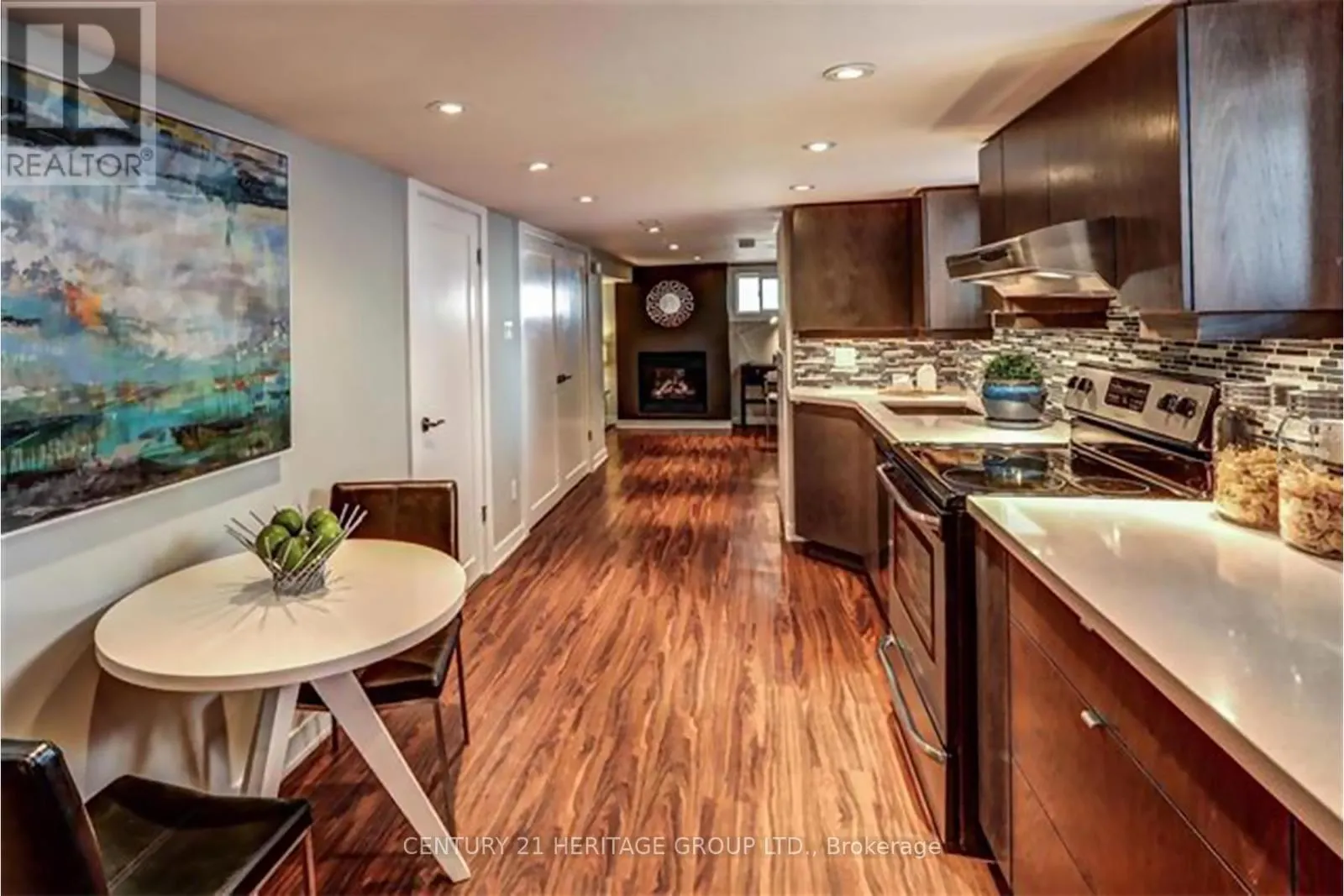 LOWER - 38 ELLINS AVENUE
