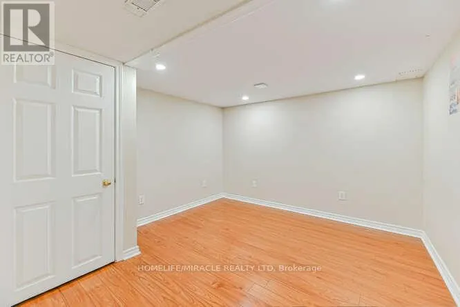 7 SHEEPBERRY TERRACE
