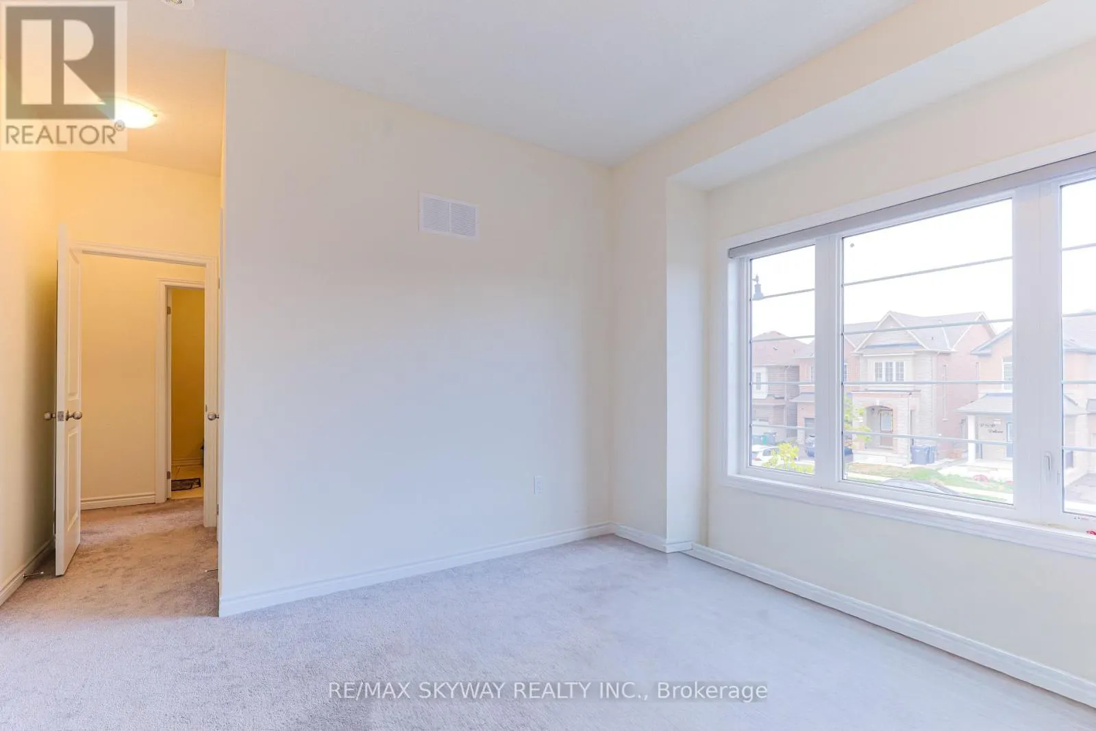379 VALLEYWAY DRIVE
