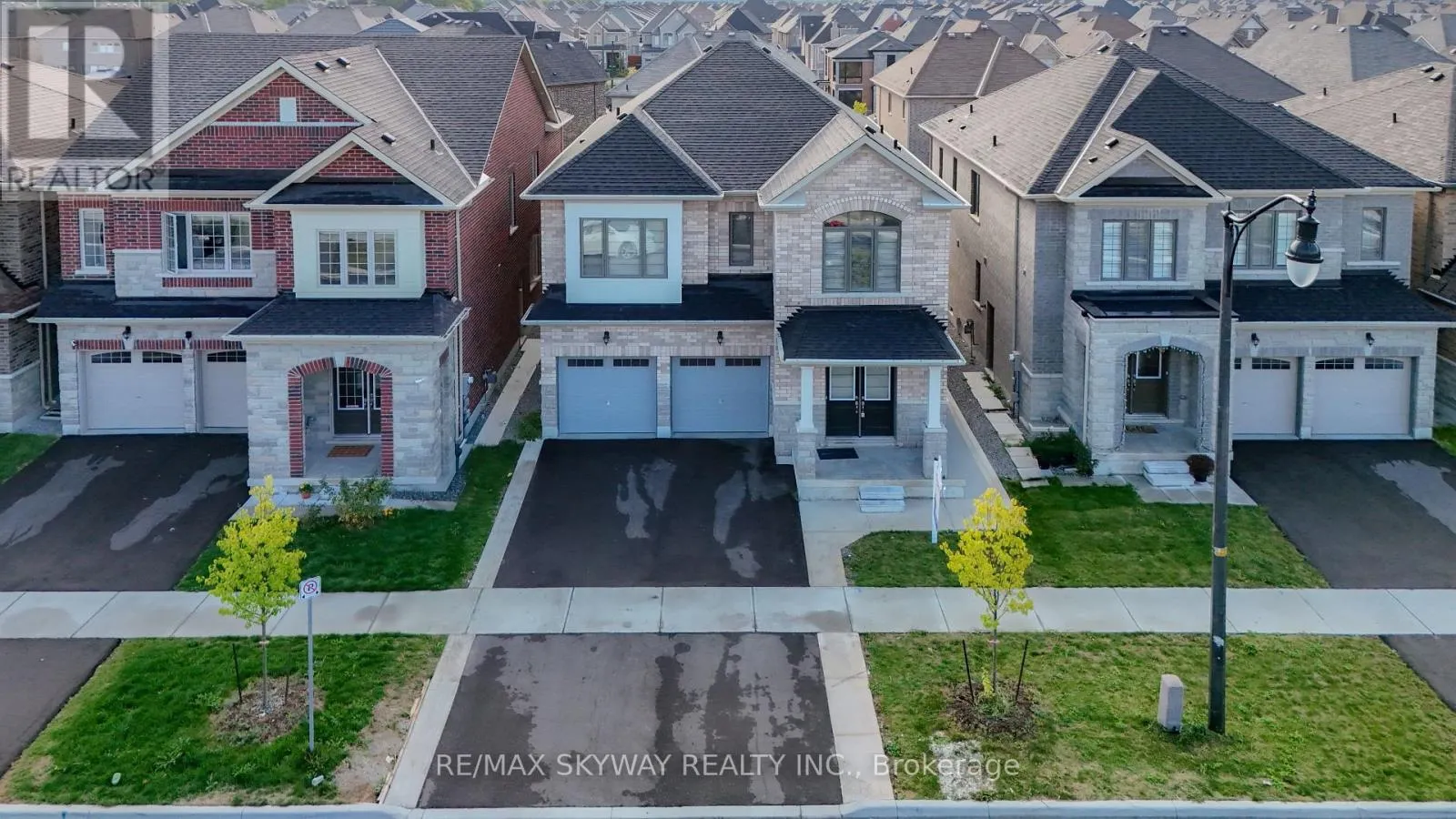 379 VALLEYWAY DRIVE