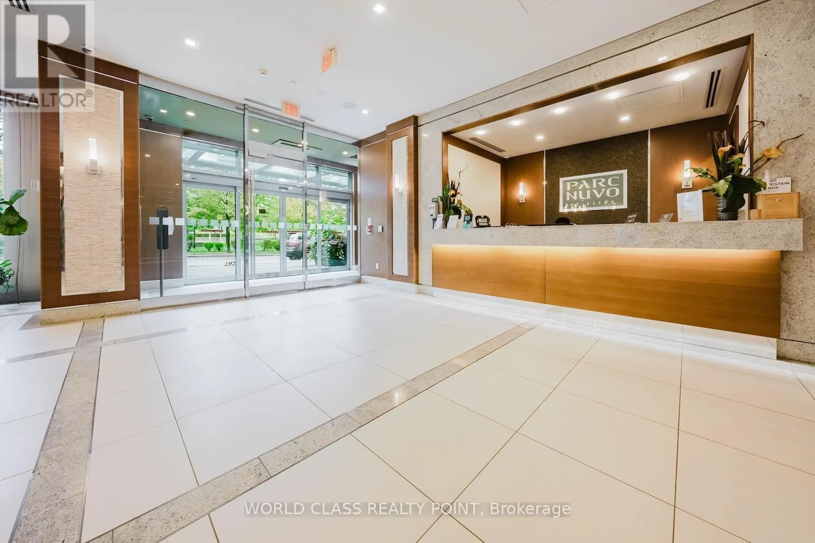 15 - 15 VIKING LANE