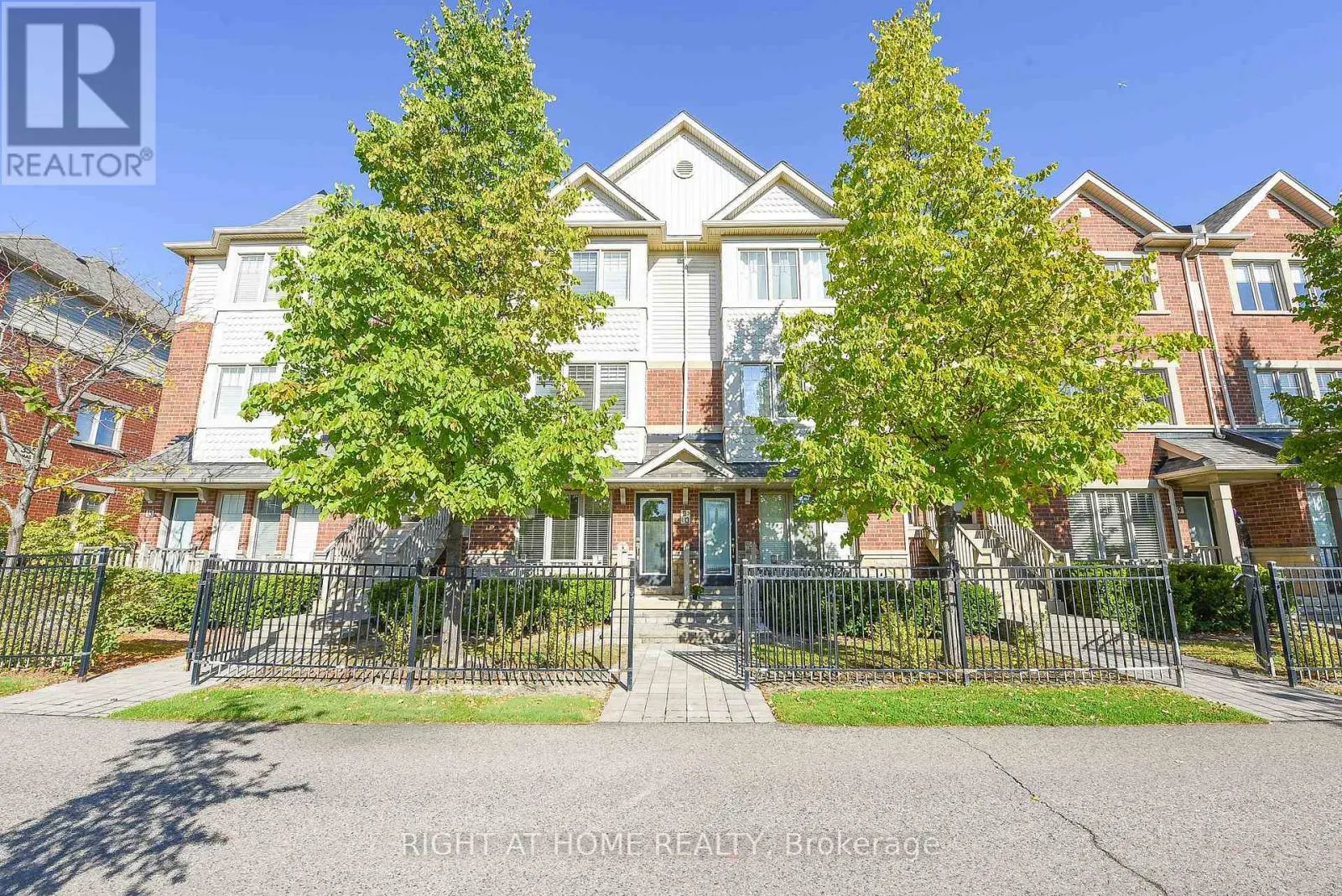 13 - 3335 THOMAS STREET