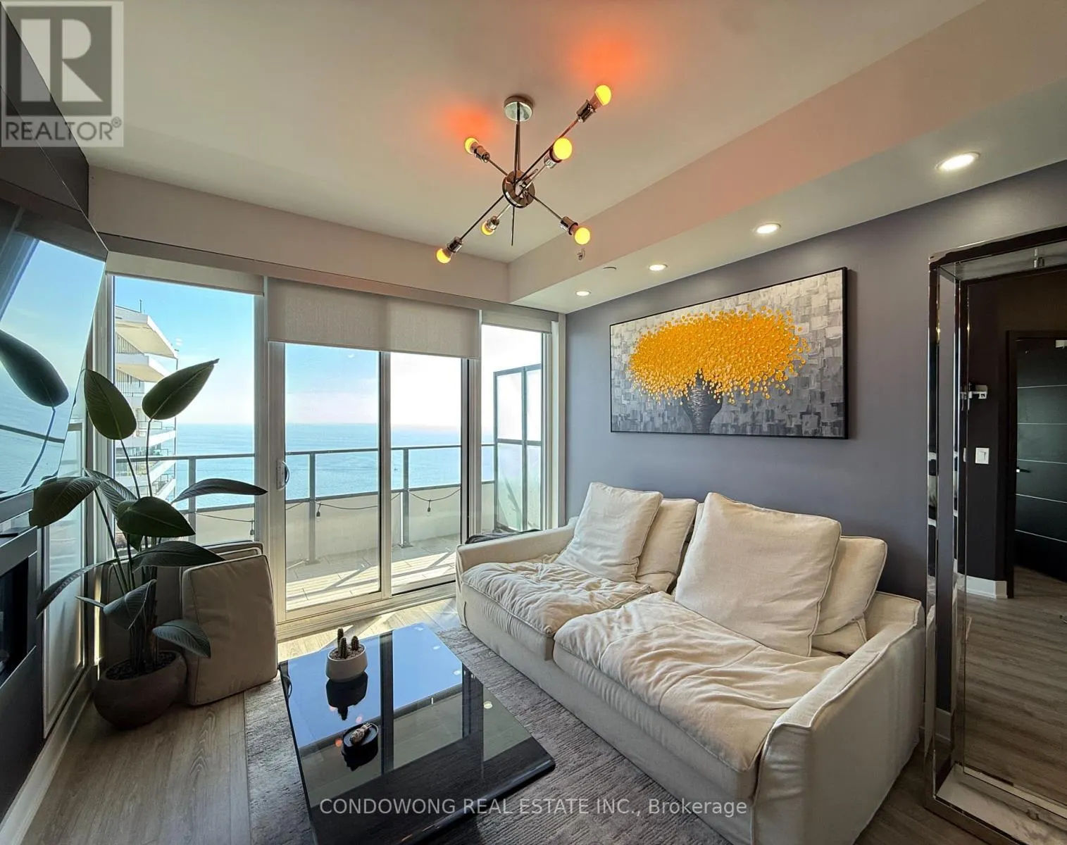 5006 - 30 SHORE BREEZE DRIVE