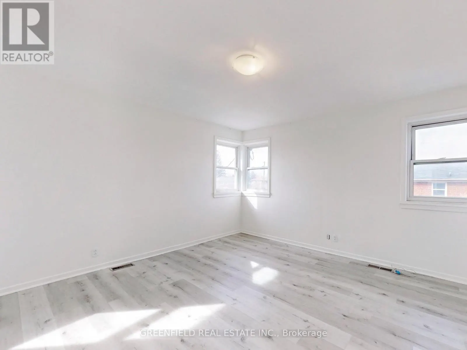 3131 WESTON ROAD