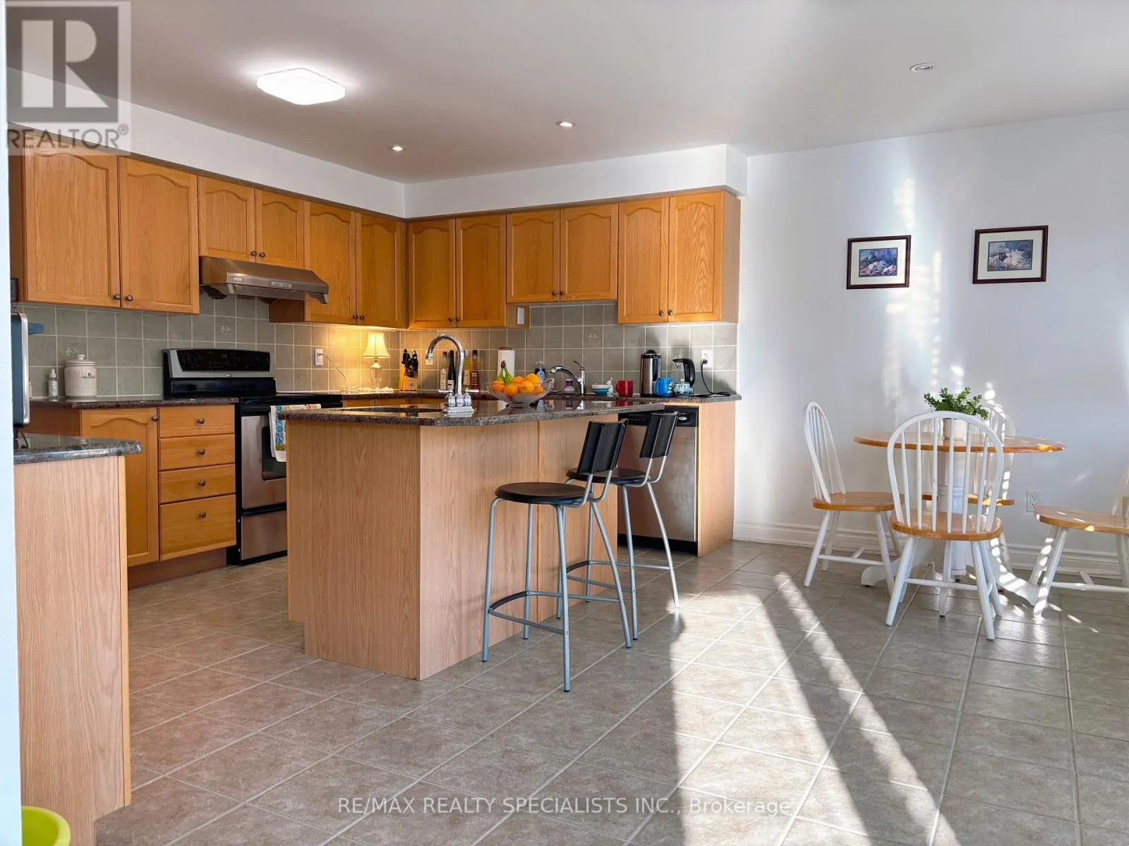 796 ALLIANCE COURT
