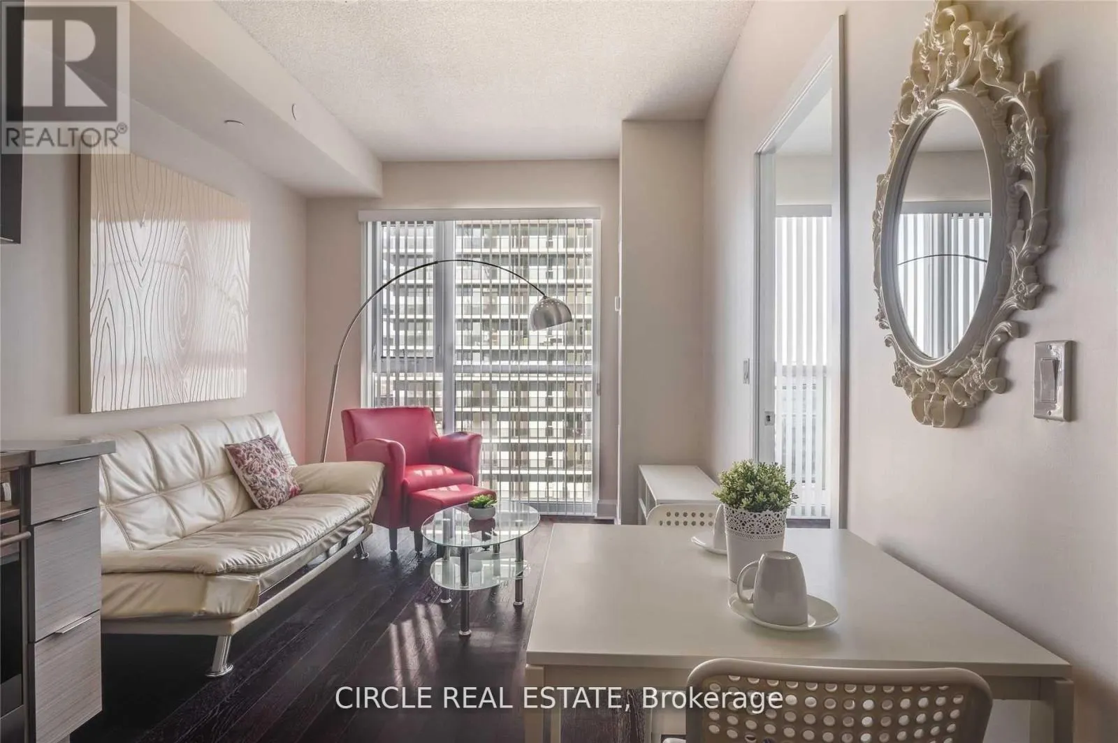 1806 - 33 SHORE BREEZE DRIVE