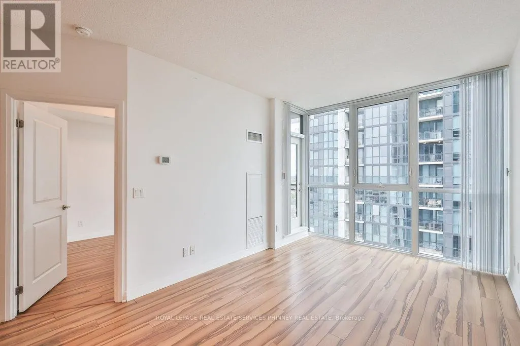 1610 - 55 EGLINTON AVENUE W