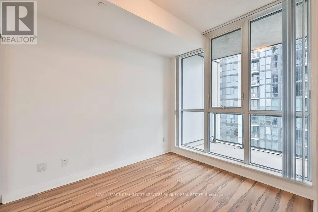1610 - 55 EGLINTON AVENUE W