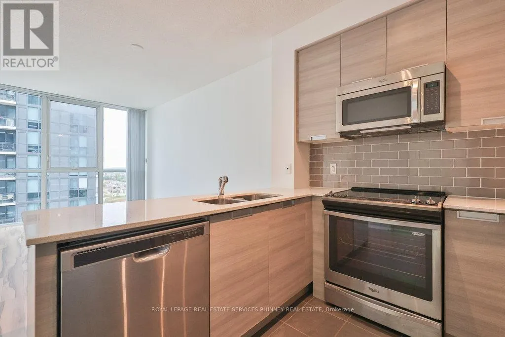 1610 - 55 EGLINTON AVENUE W