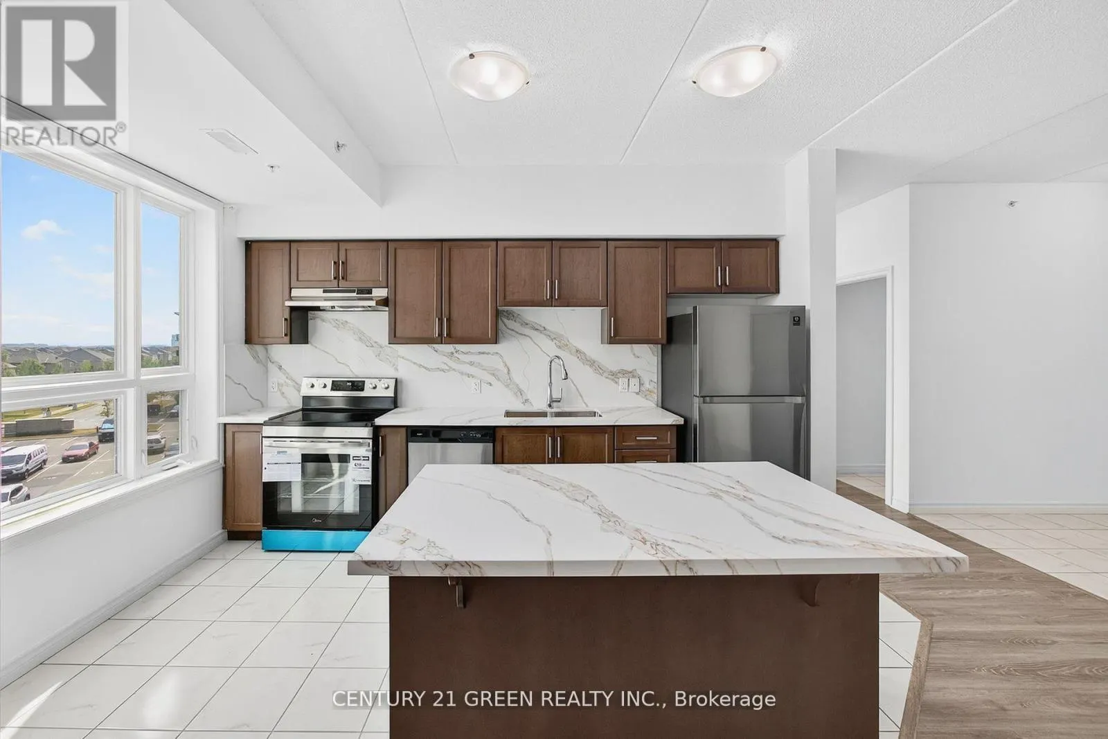 #417 - 630 SAUVE STREET