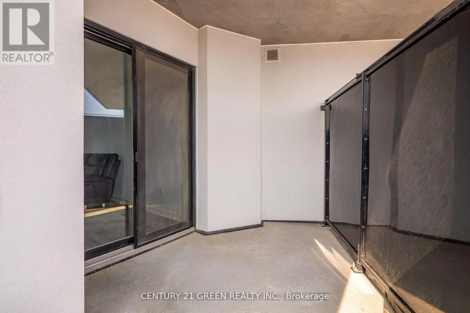 #417 - 630 SAUVE STREET