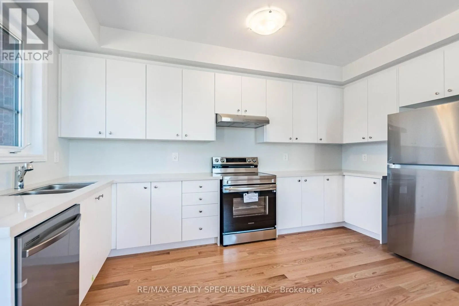 5966 SAIGON STREET