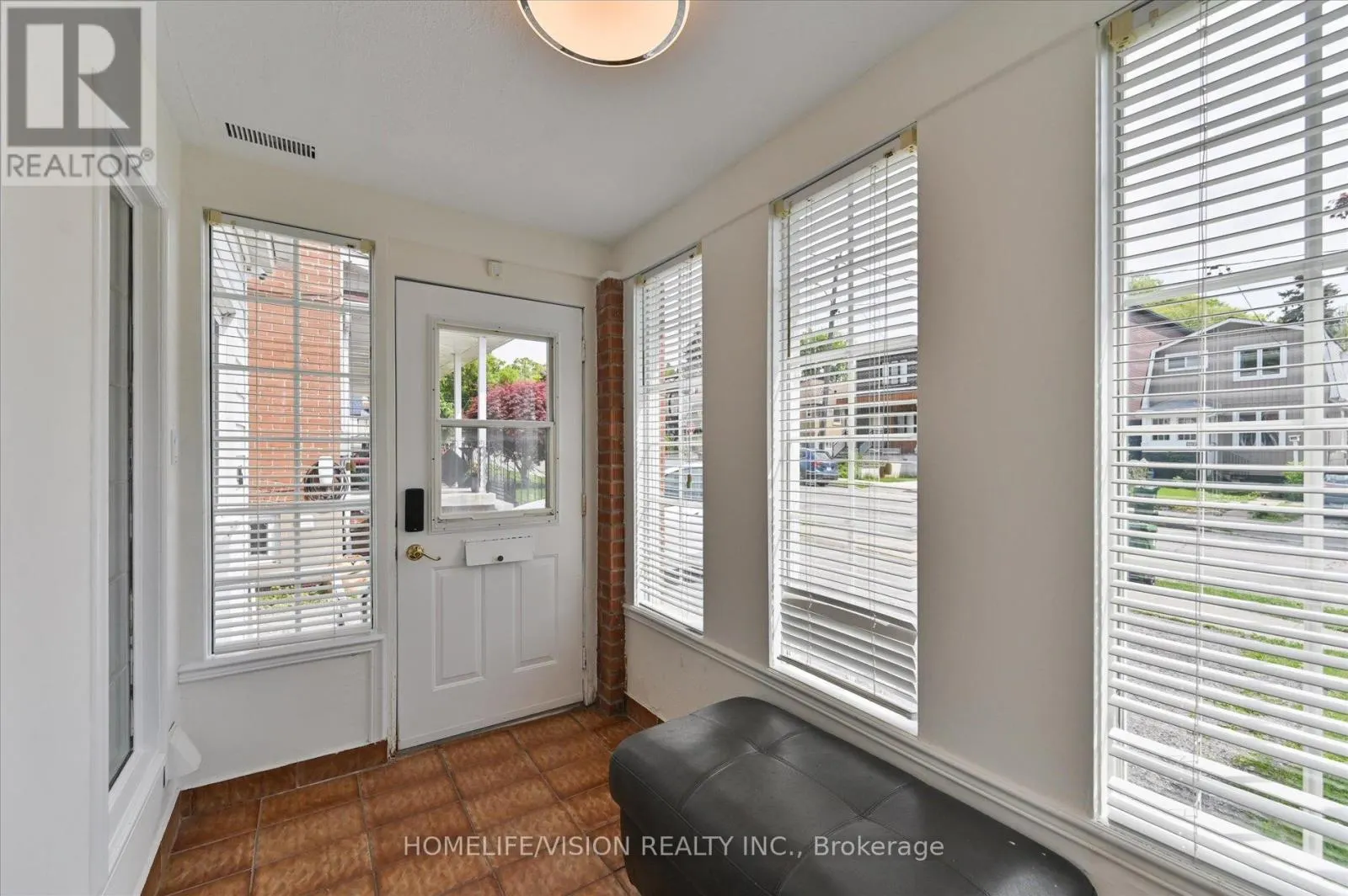 406 NAIRN AVENUE