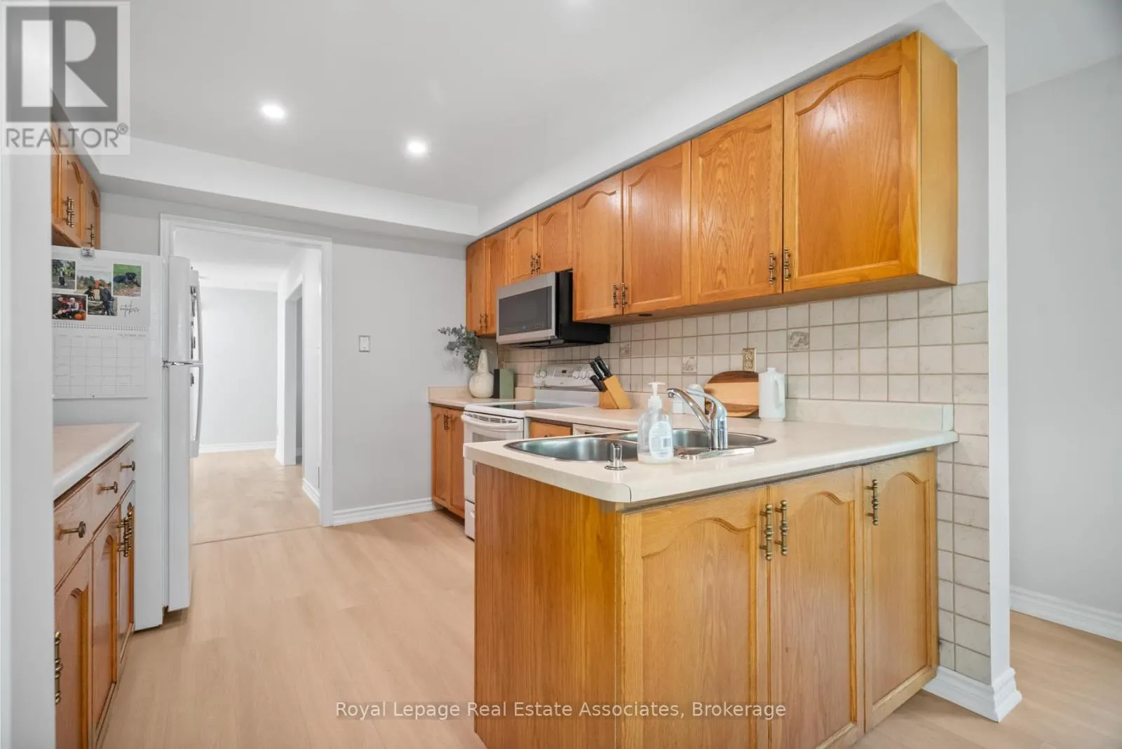 3439 MULCASTER ROAD