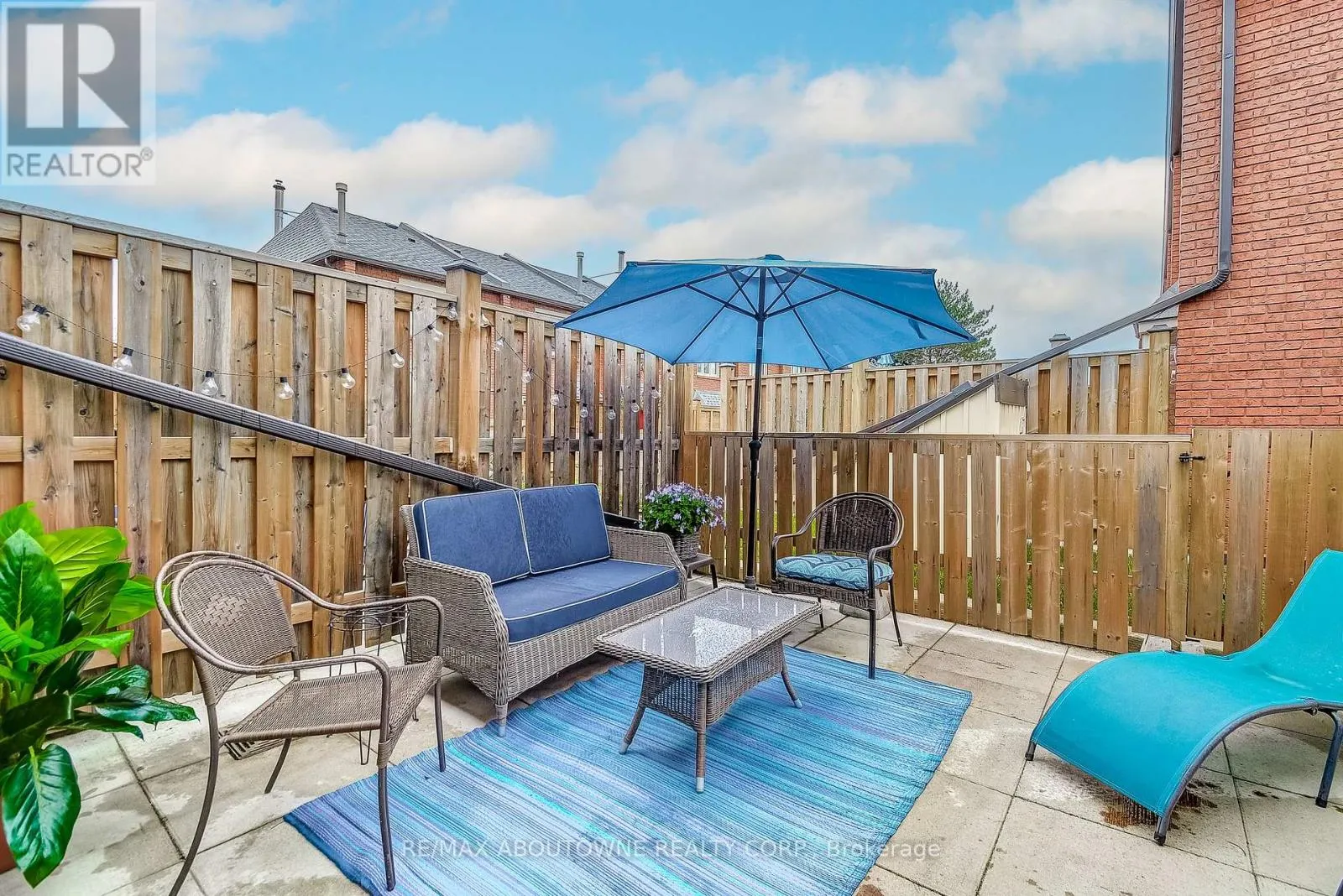 418 - 895 MAPLE AVENUE