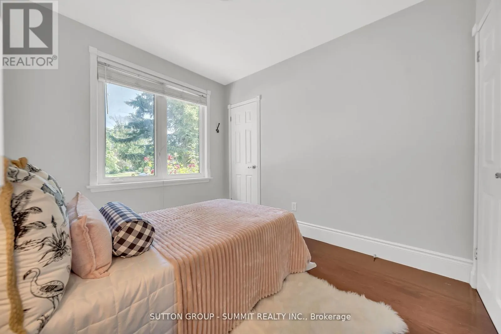 465 SEATON DRIVE