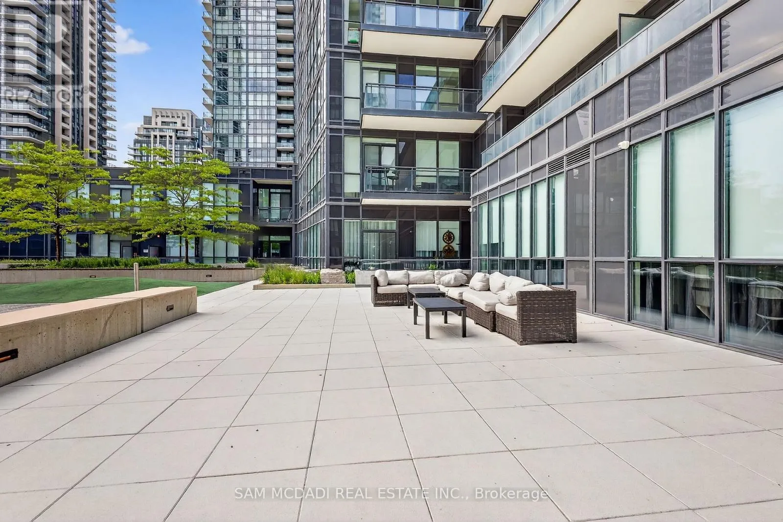 1706 - 4011 BRICKSTONE MEWS
