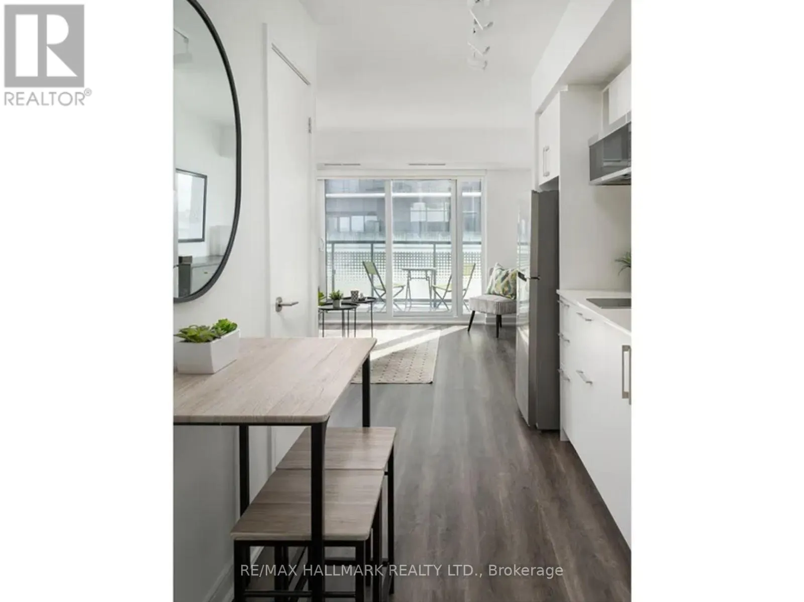 605 - 20 SAMUEL WOOD WAY