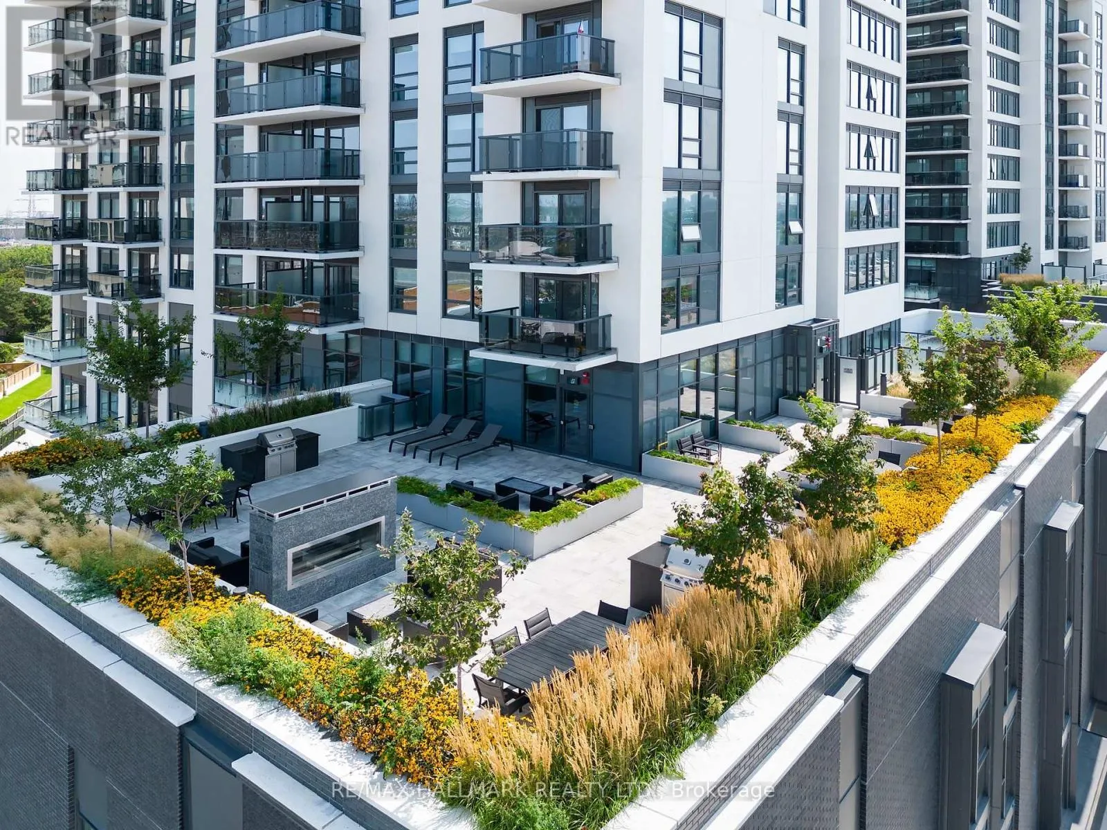 605 - 20 SAMUEL WOOD WAY