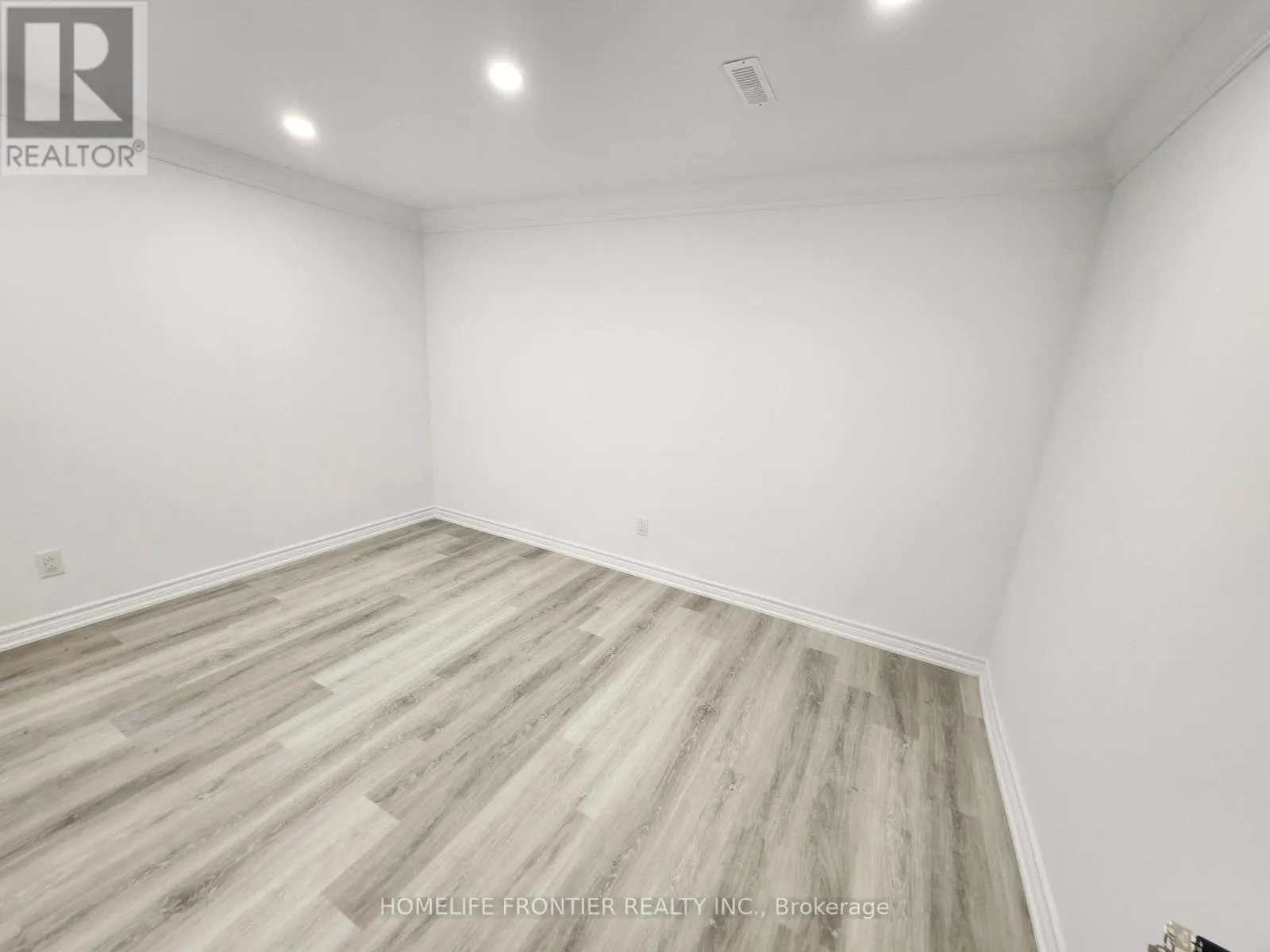 BASEMENT - 759 BLOOR STREET N