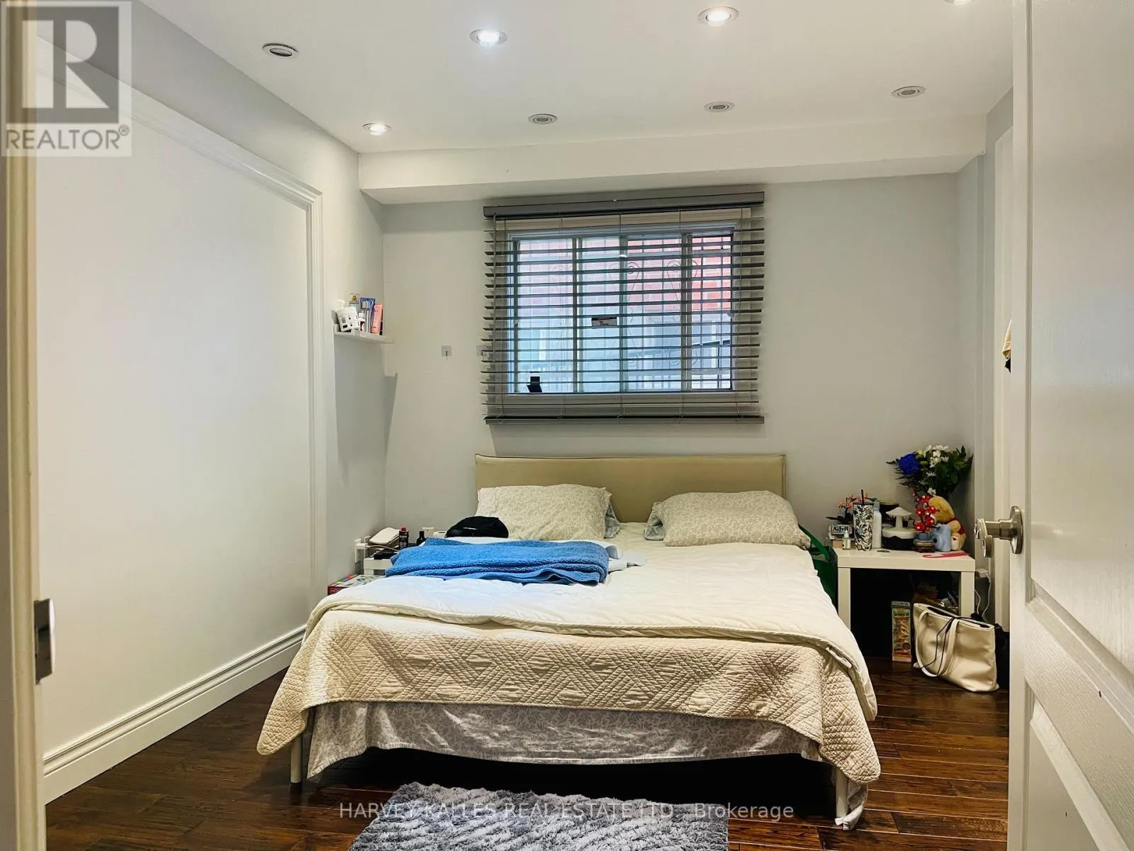 MAIN - 394 CALEDONIA ROAD