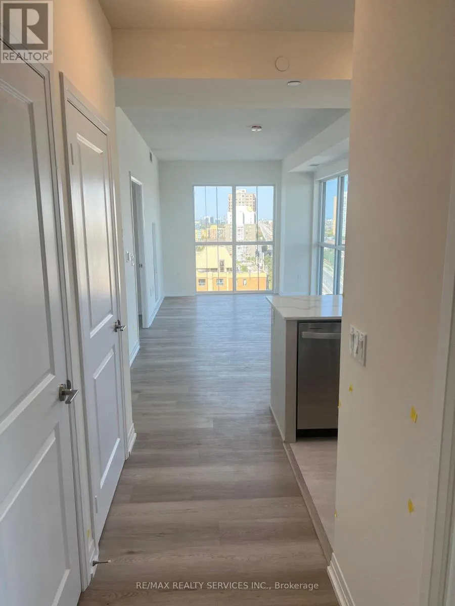 1209 - 15 WATERGARDEN DRIVE