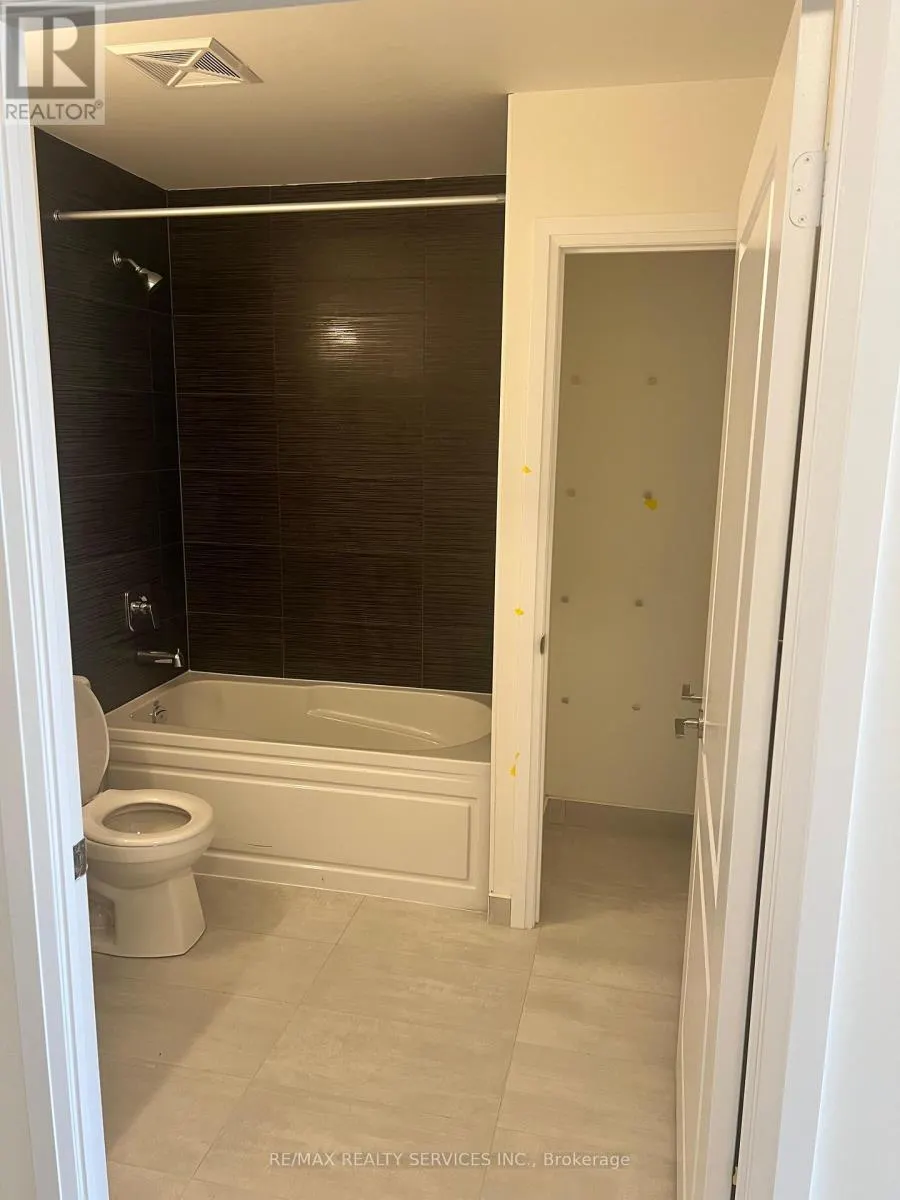 1209 - 15 WATERGARDEN DRIVE