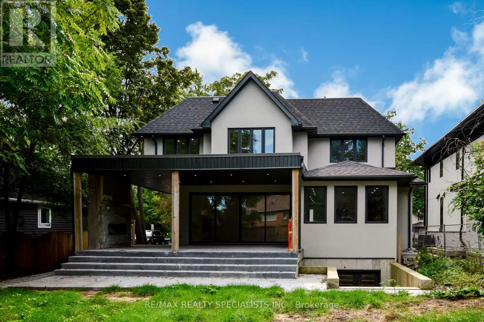 1029 LORNE PARK ROAD