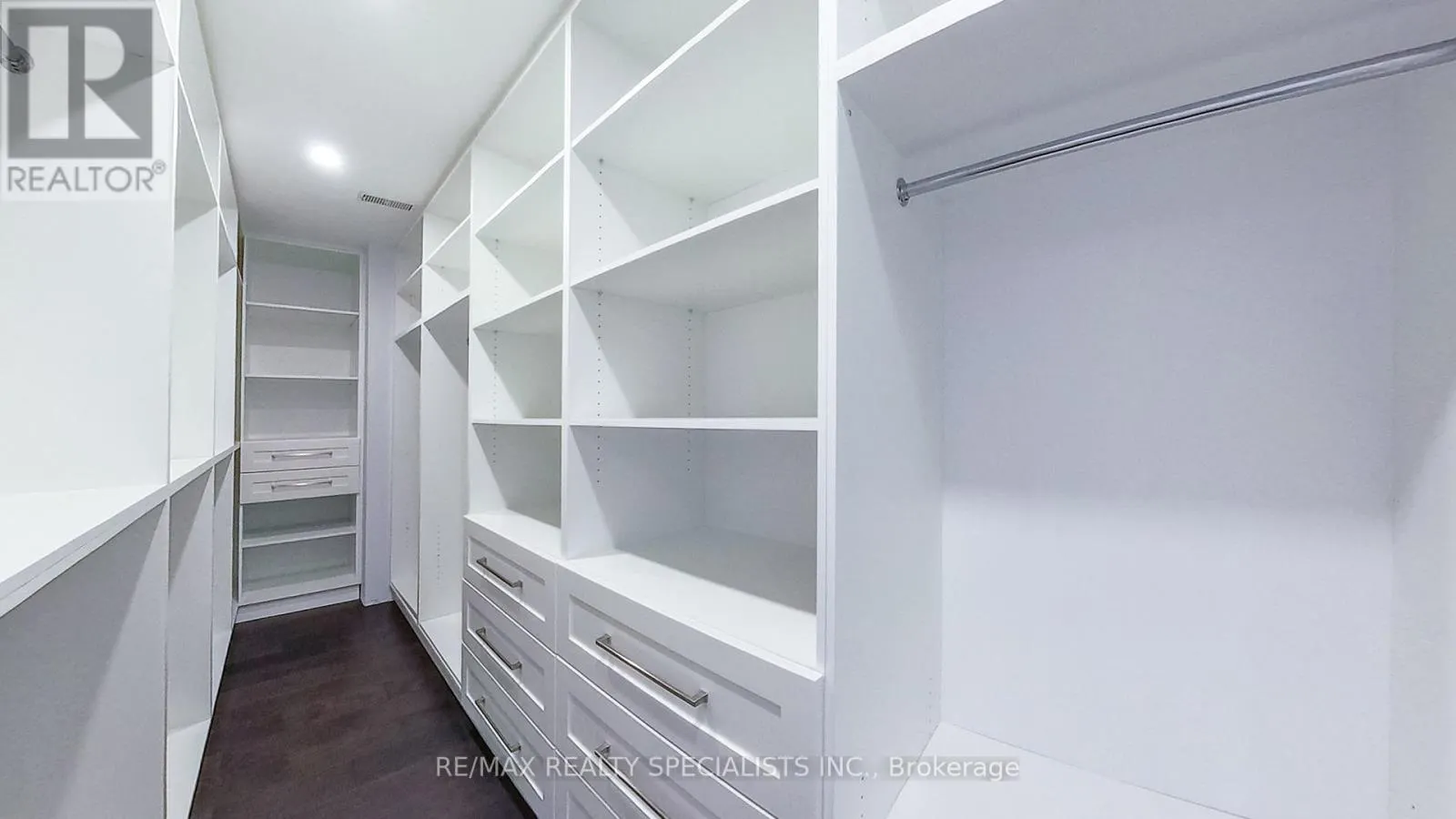 1029 LORNE PARK ROAD