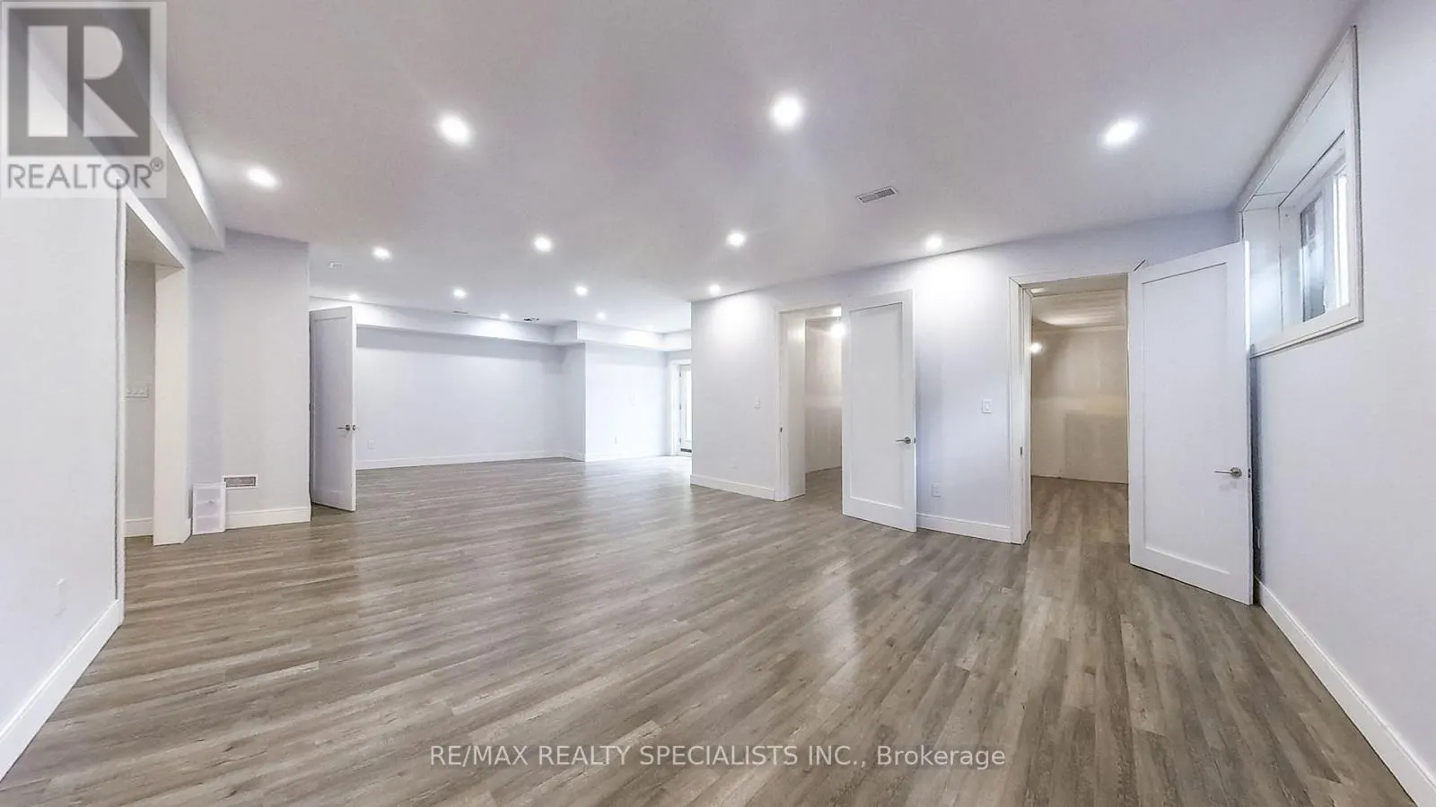 1029 LORNE PARK ROAD