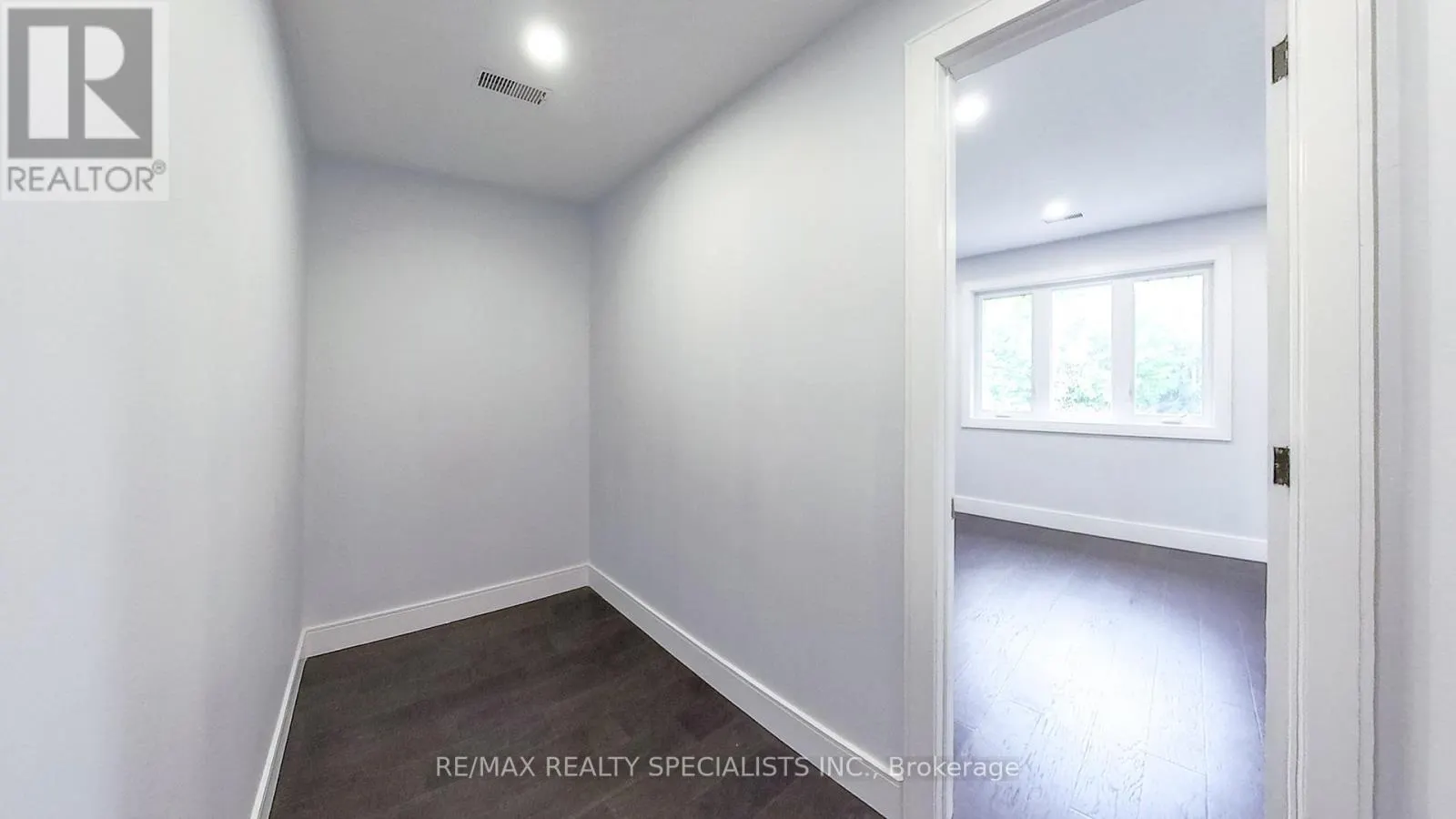 1029 LORNE PARK ROAD