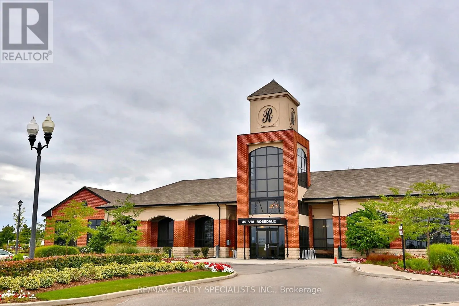 40 MUZZO DRIVE