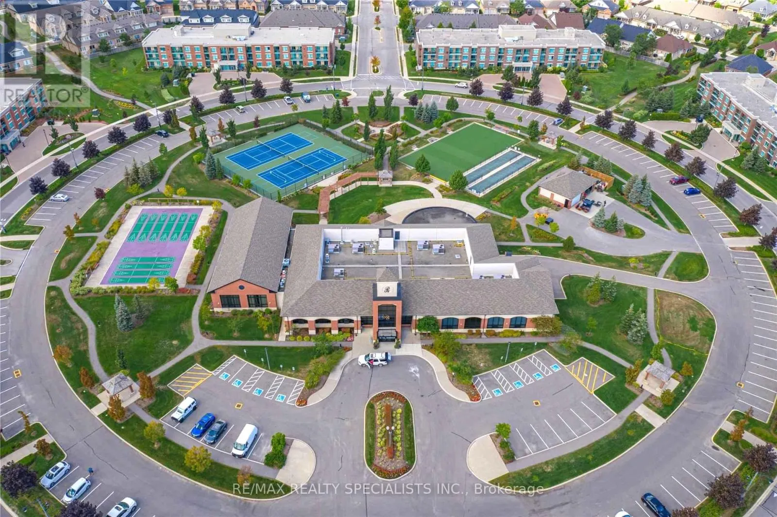 40 MUZZO DRIVE