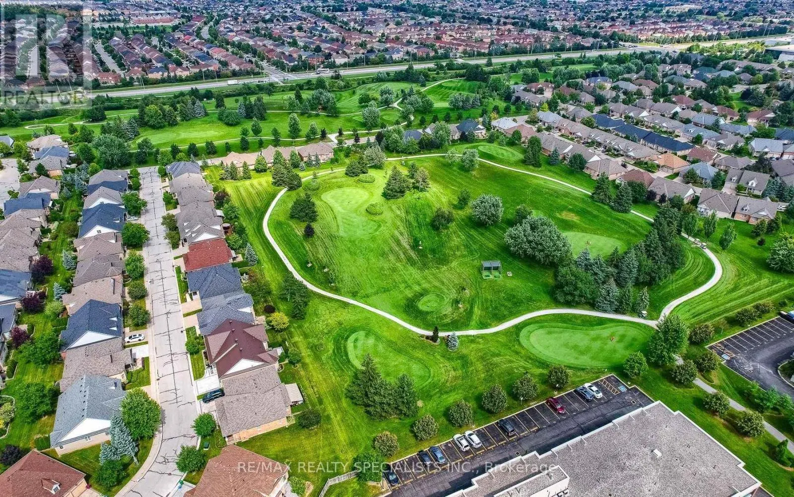 40 MUZZO DRIVE