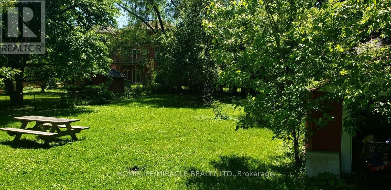 256 HILLSIDE DRIVE