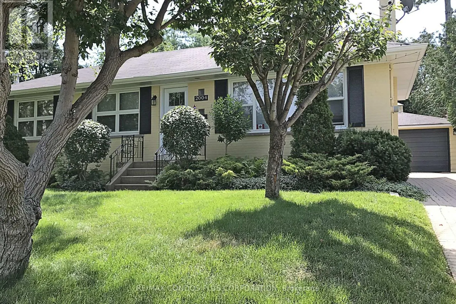 2004 HARTLAND DRIVE