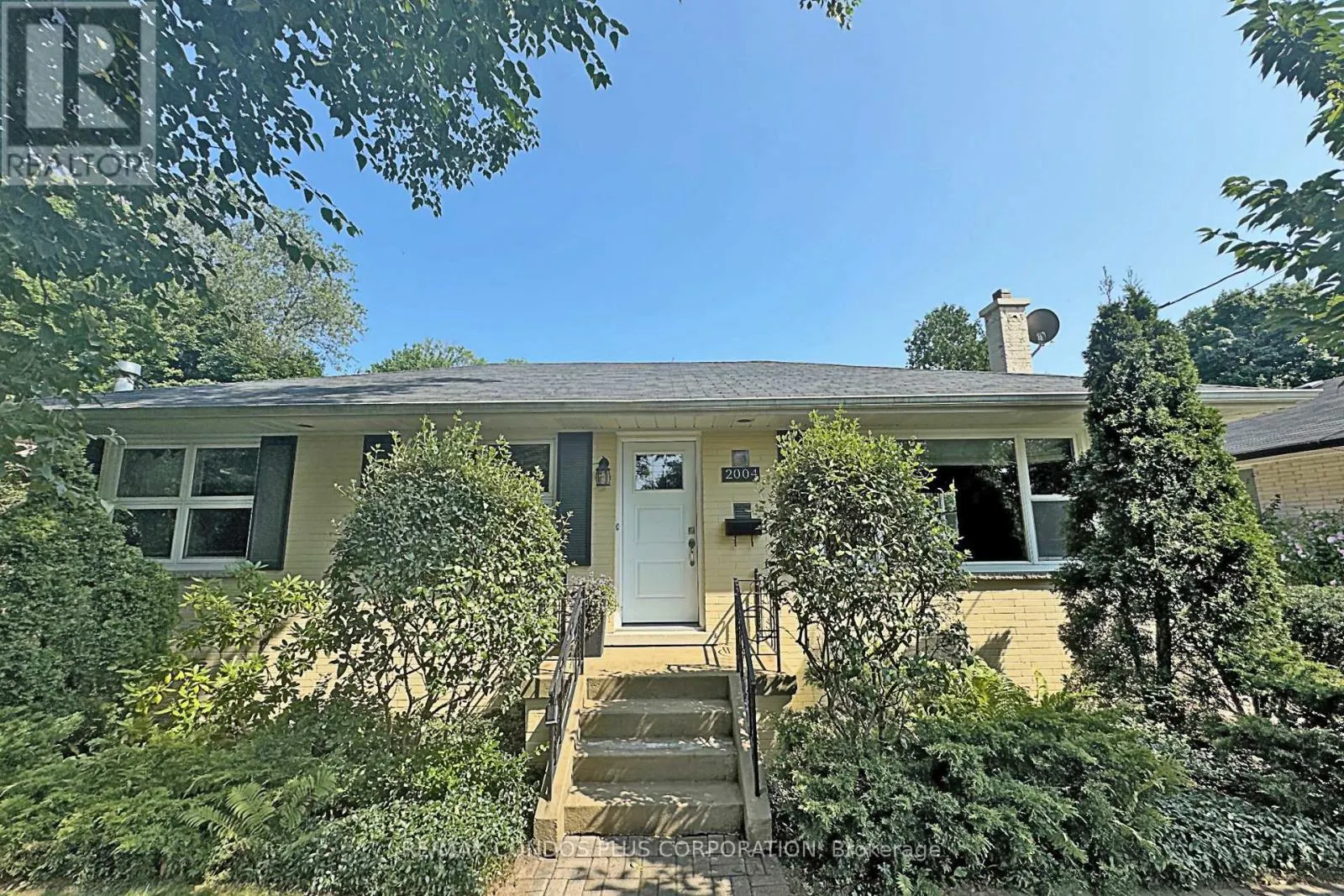 2004 HARTLAND DRIVE