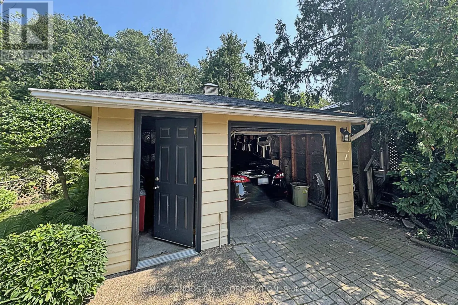 2004 HARTLAND DRIVE