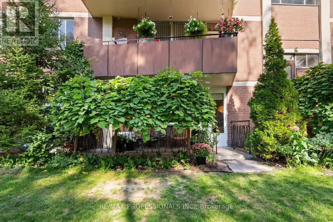 4 - 80 COE HILL DRIVE