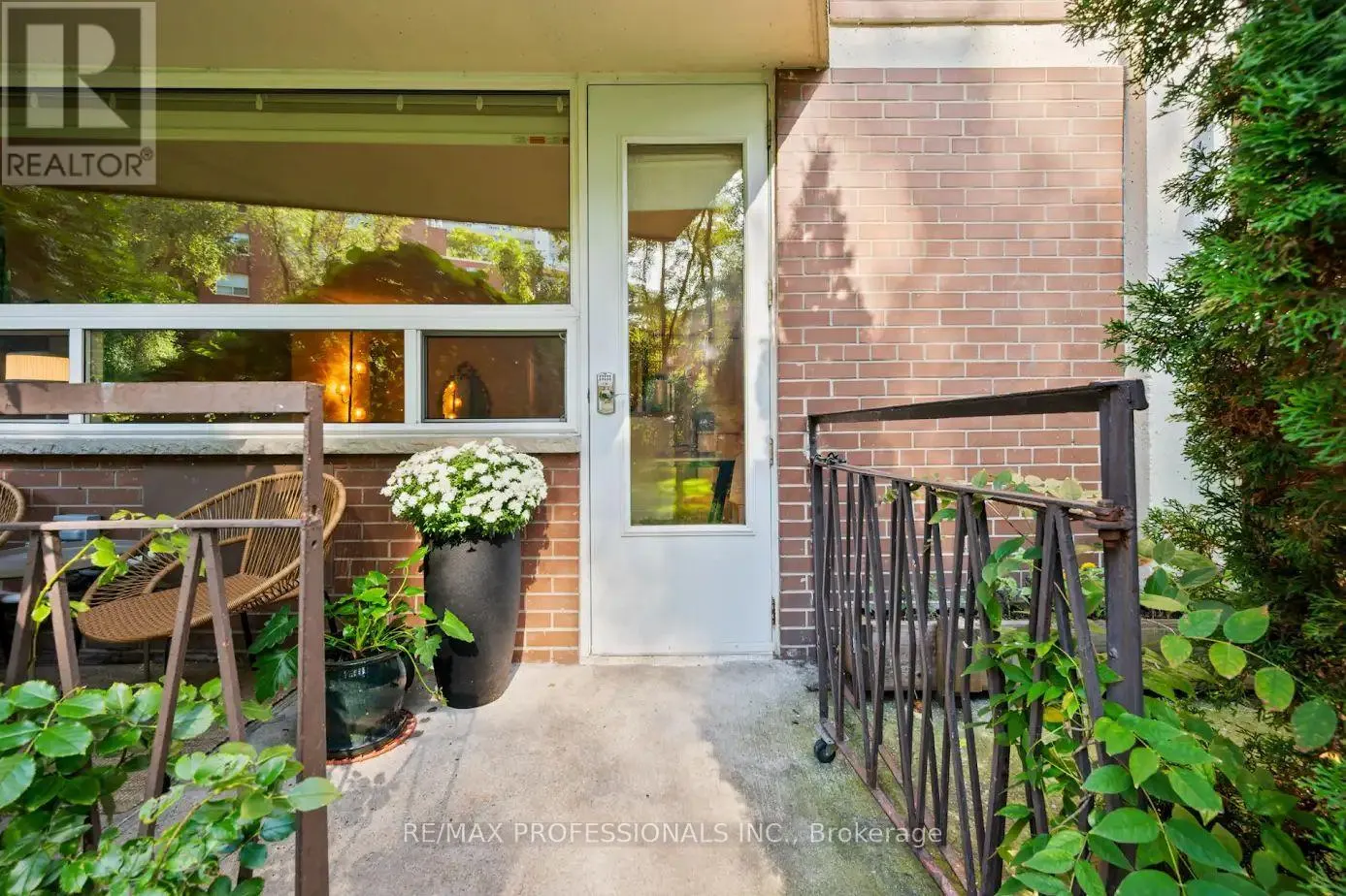 4 - 80 COE HILL DRIVE
