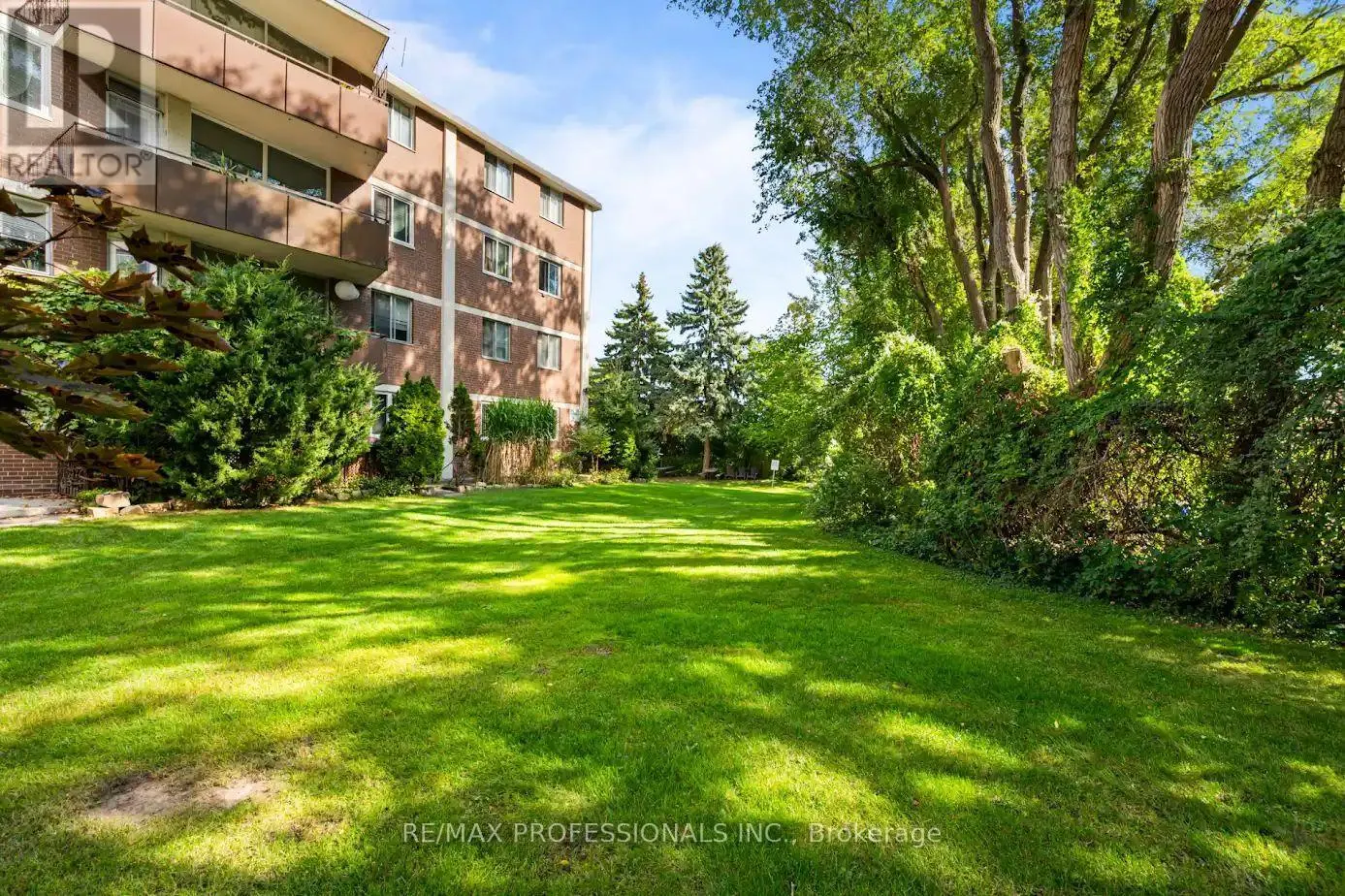 4 - 80 COE HILL DRIVE