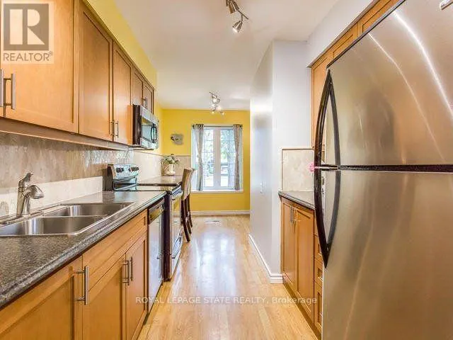 MAIN & UPPER - 1004 ELIZABETH PLACE