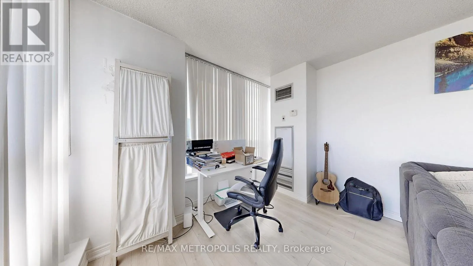 1512 - 75 KING STREET E