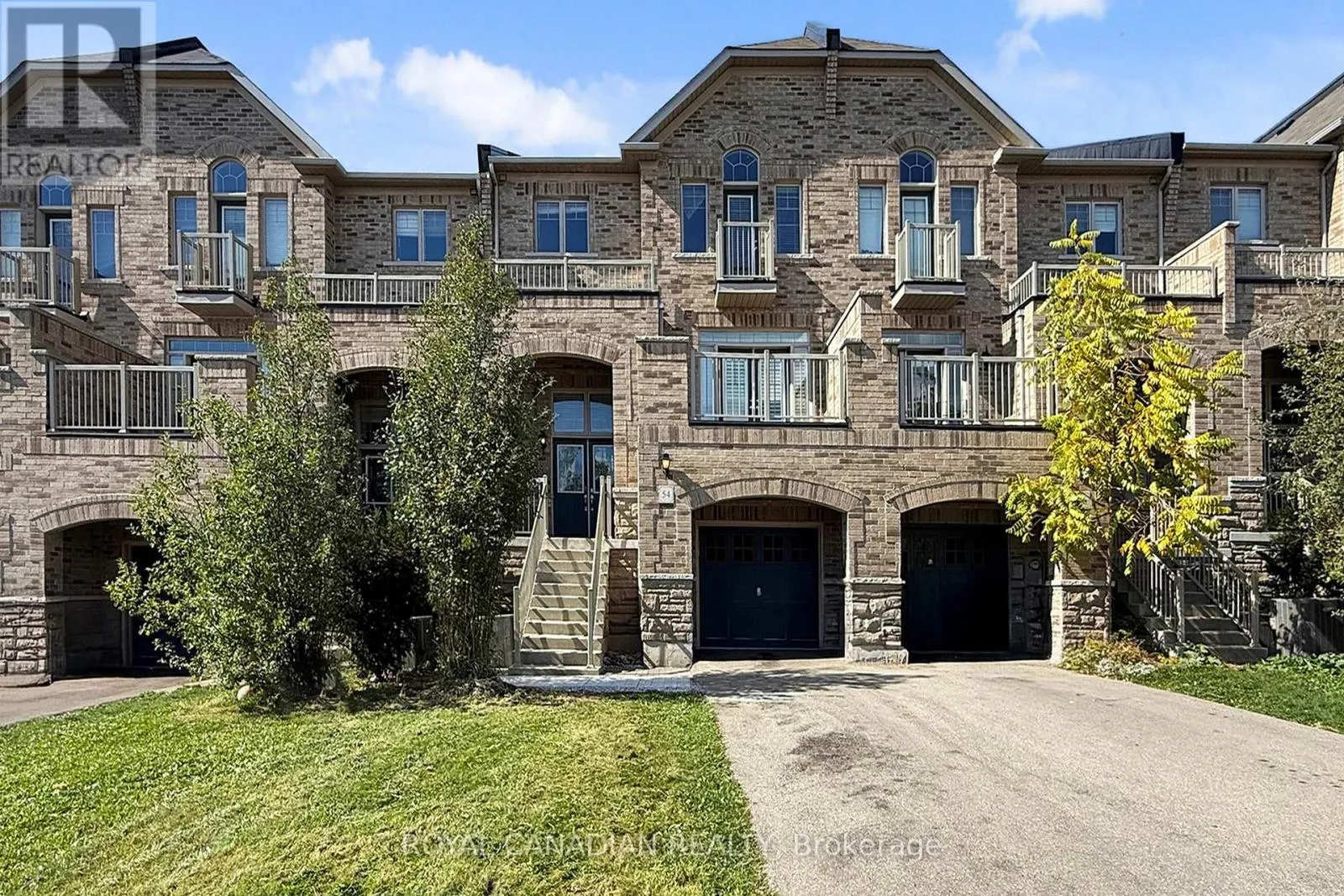 54 CHESTERWOOD CRESCENT
