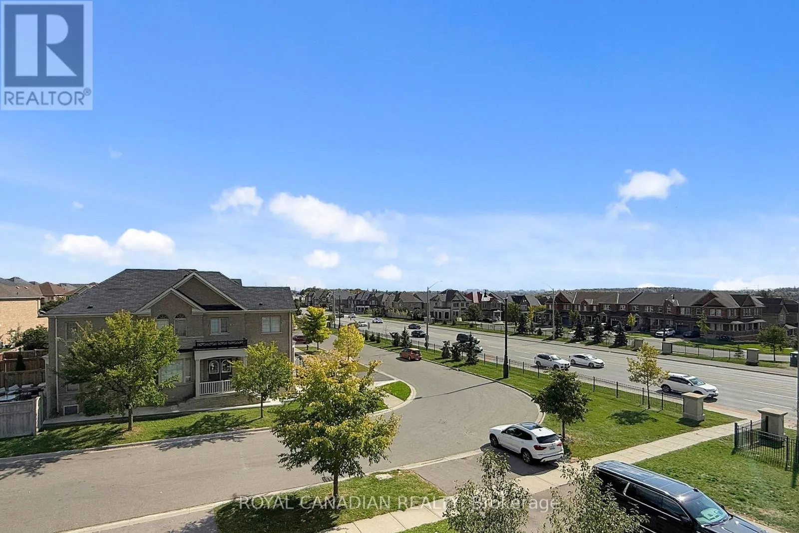 54 CHESTERWOOD CRESCENT