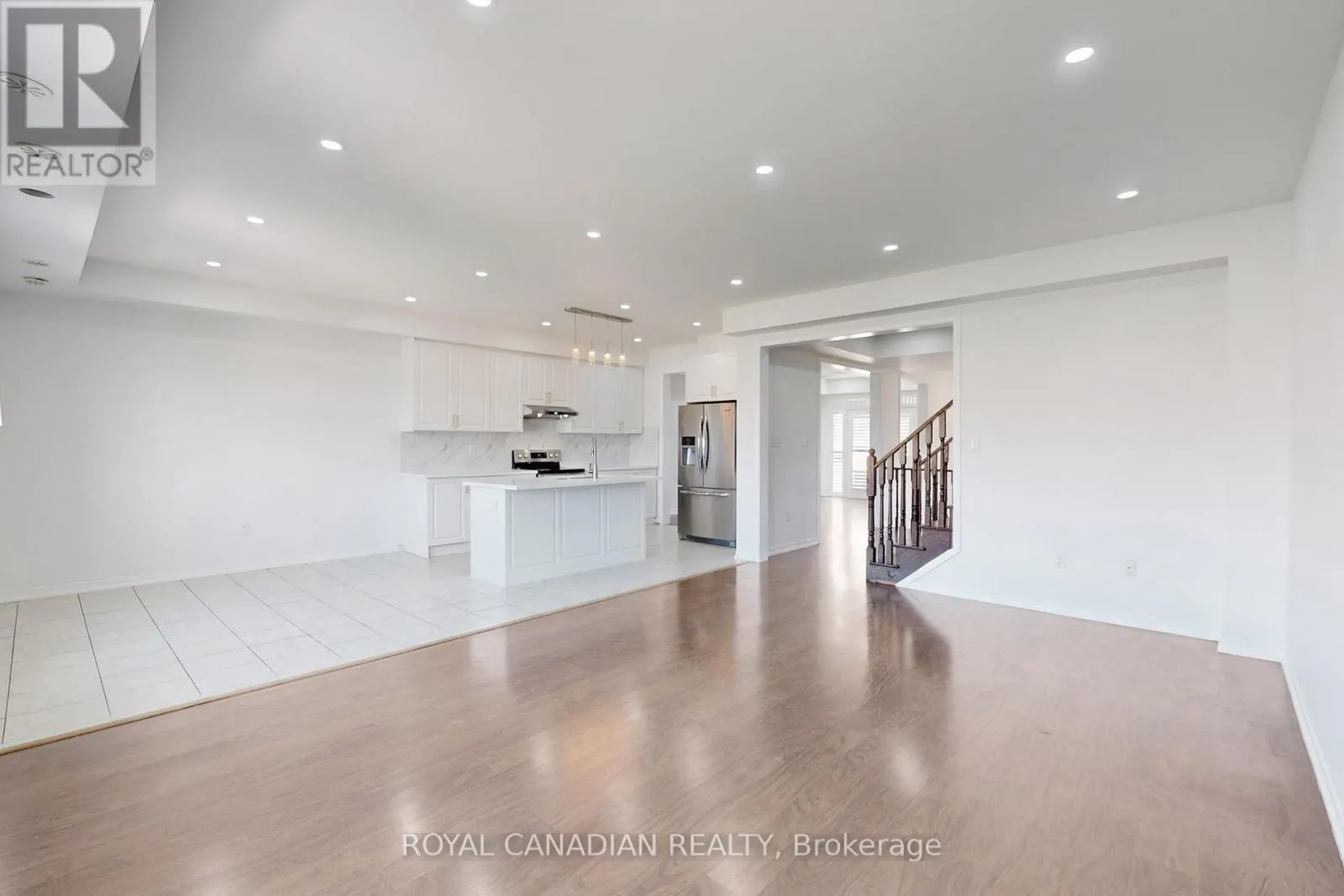 54 CHESTERWOOD CRESCENT