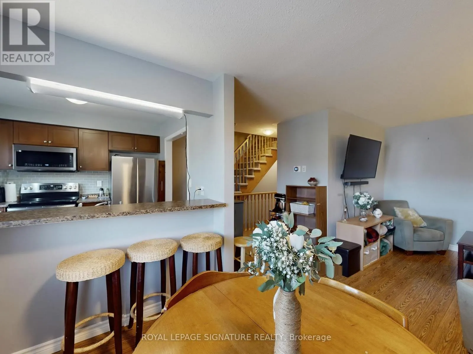 597 SPEYER CIRCLE