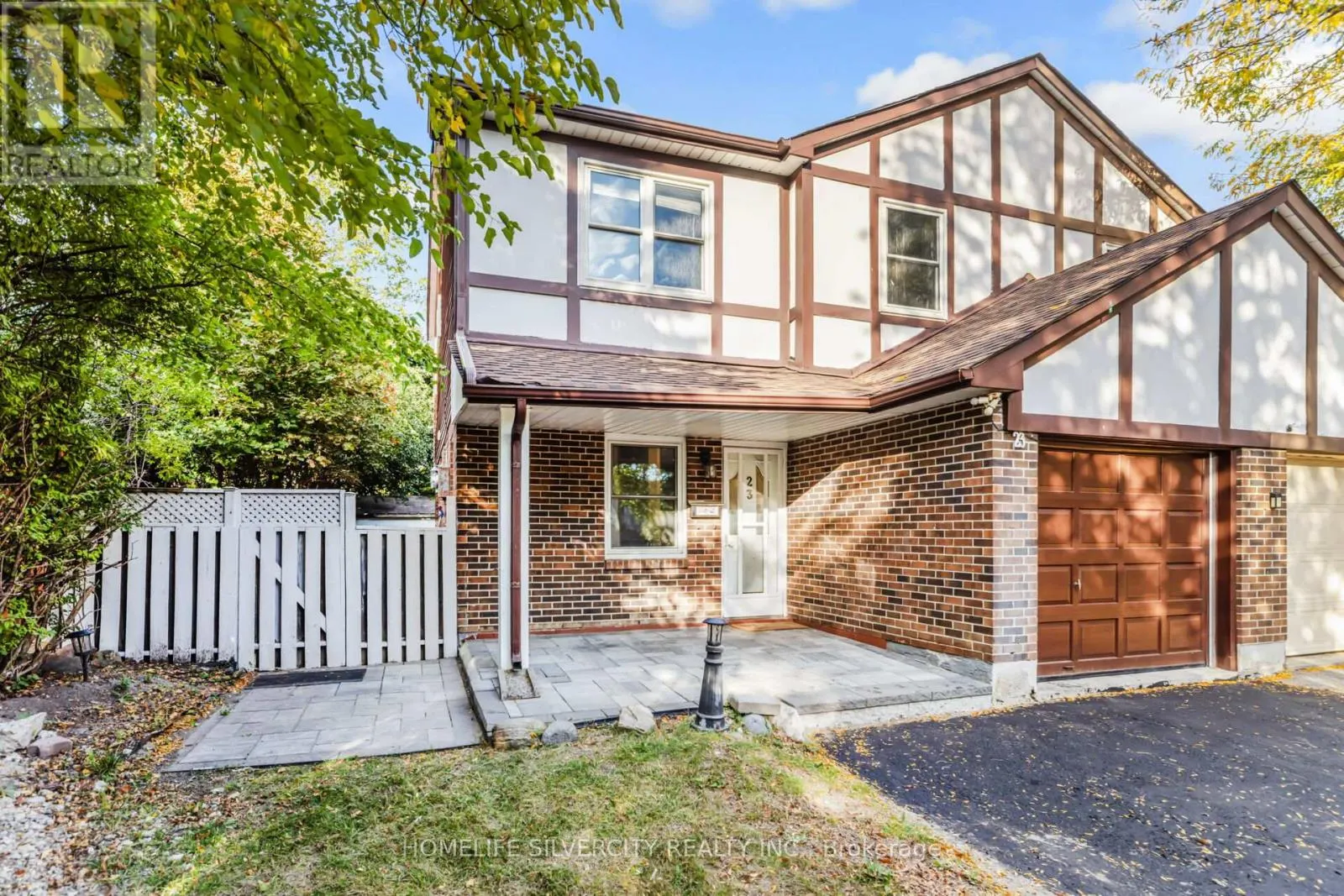 23 JUDITH CRESCENT