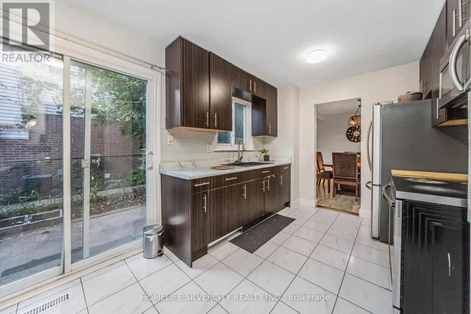 23 JUDITH CRESCENT