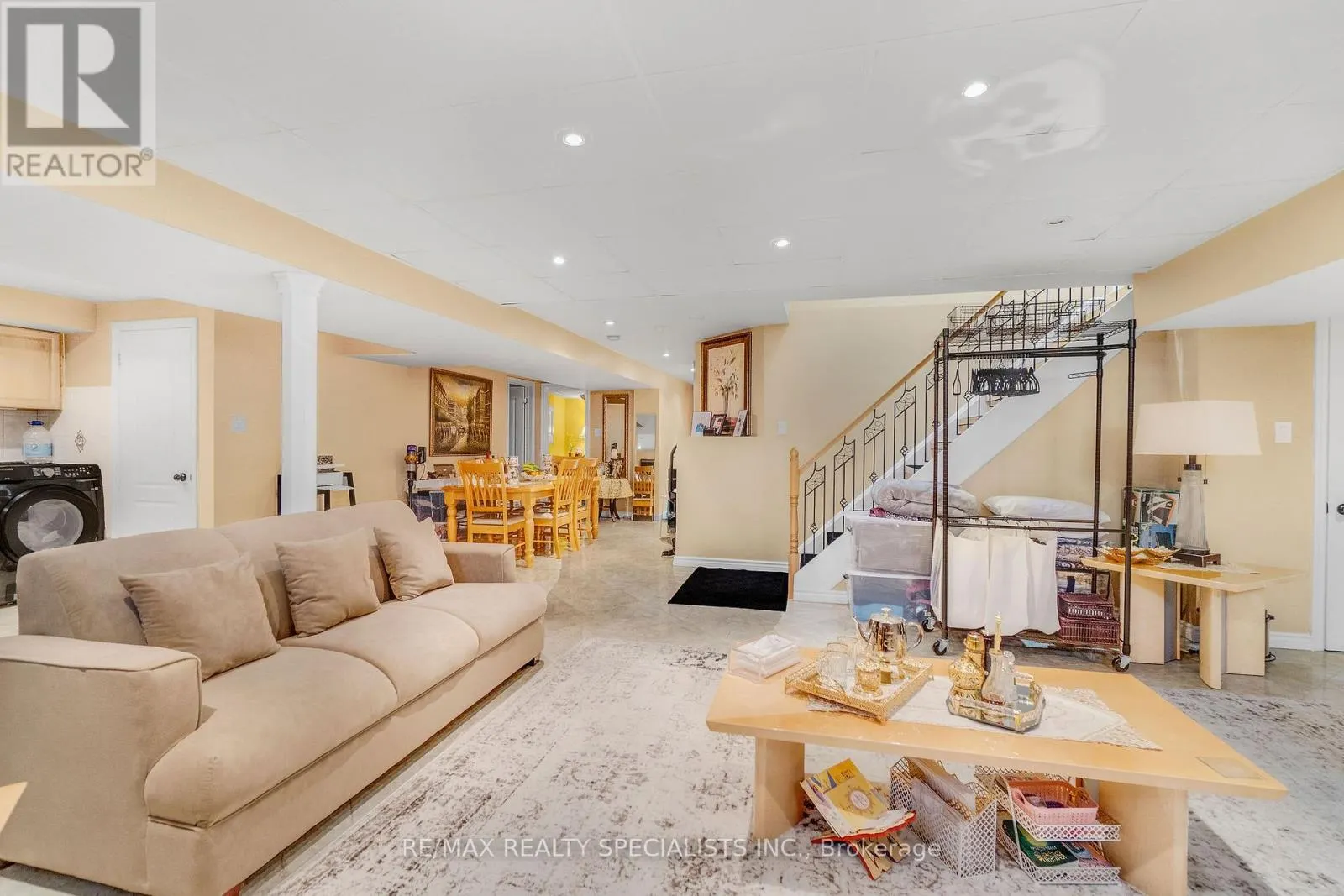 4982 MAXINE PLACE